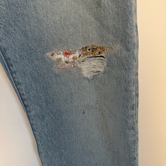 NWOT Levi’s patchwork 501s - Picture 3 of 7